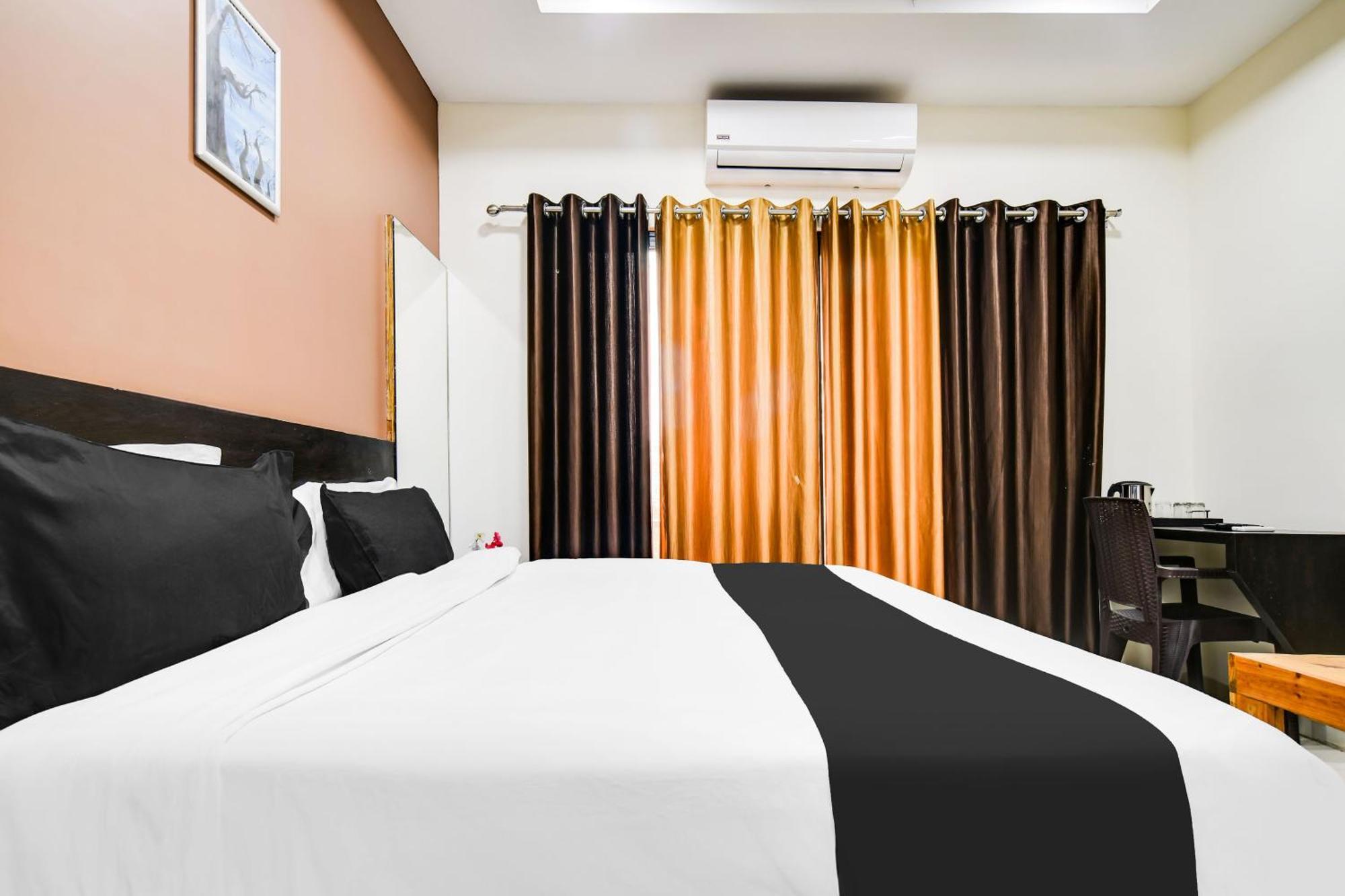 Super Collection O Indore Near Omax City 1 Kanadiya Exterior foto