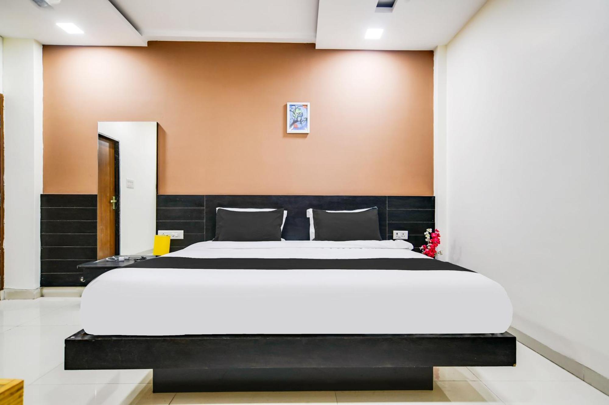 Super Collection O Indore Near Omax City 1 Kanadiya Exterior foto