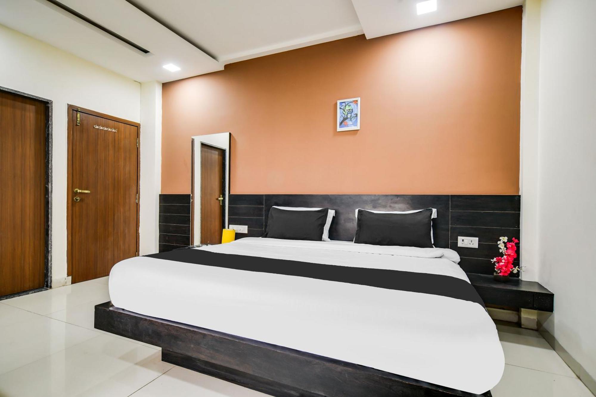 Super Collection O Indore Near Omax City 1 Kanadiya Exterior foto